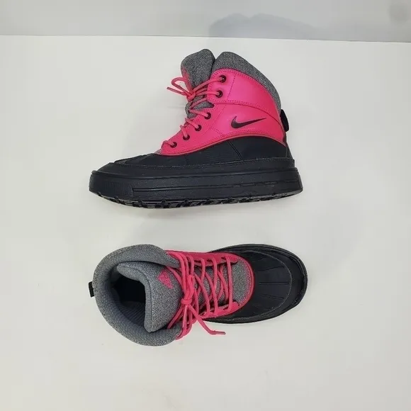 Nike ACG Boots Size 5 Youth Shoes 524876-600 Pink Black Gray Leather