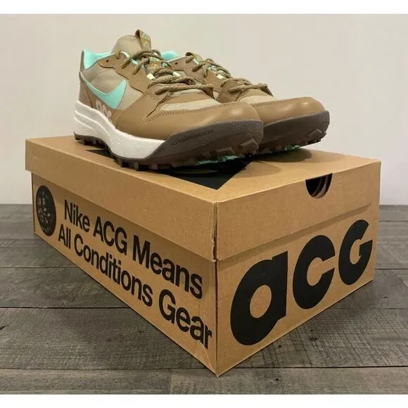 Nike ACG Lowcate Men 8 Casual Shoe Green White Athletic Lifestyle Sneaker