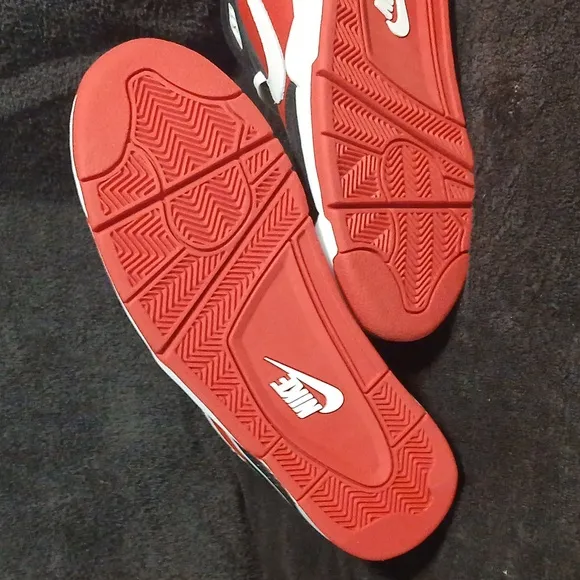Nike Air Cringe( 2004 Rare!) BRAND NEW NEVER TRIED ON! Mens Size-13