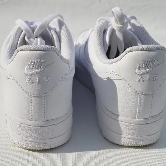 Nike Air Force 1 '07 Unisex Shoes White Size Men's 8 Women's 9.5