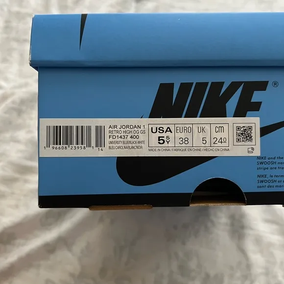 Nike Air High-Top Sneakers - Black and Blue