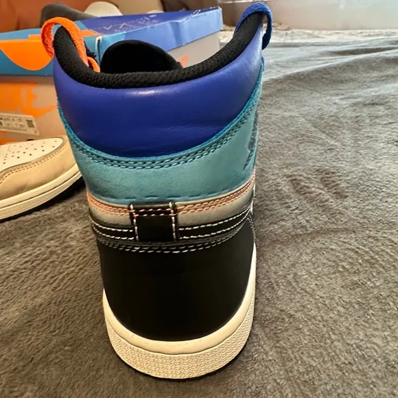 Nike Air Jordan 1 Retro High OG Prototype  High-Top Sneakers - Blue and Orange