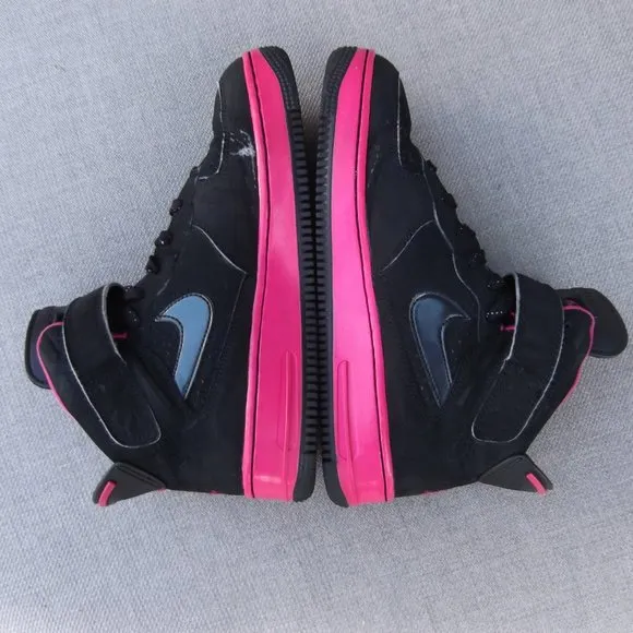 nike air jordan 343058-001 vivid pink size 7Y