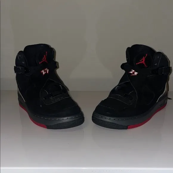 Nike Air Jordan Fusion 8 Varsity Red 2010 Size 6Y Black Red White