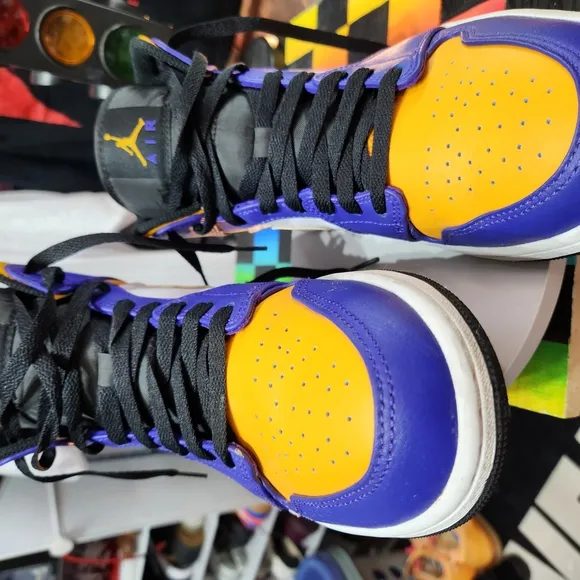 Nike Air Jordan High-Top Sneakers Lakers Colorway