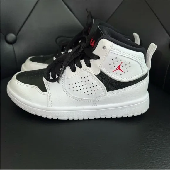 Nike Air Jordan Jumpman Black, White, Red High Top Sneakers Size 10.5C