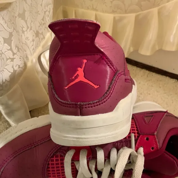 Nike air Jordan retro 4 Girls high top leather sneakers
