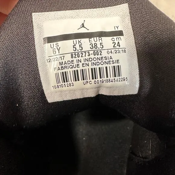 Nike Air Jordan Sneakers Boys Black US 6 Youth Hi-Top Jumpman Team 2 Smoke Grey