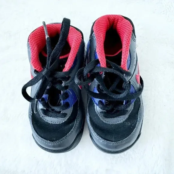 Nike Air Max 90 boys black and red hi top sneakers size 7