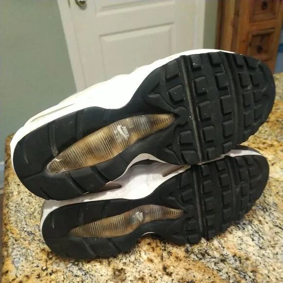 Nike Air Max 95 Youth 6.5 Recraft Running Sneakers Black Mesh CJ3906-007 Running
