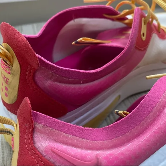Nike Air Max Dia SE sneakers