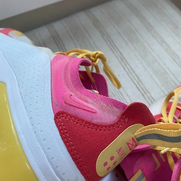 Nike Air Max Dia SE sneakers