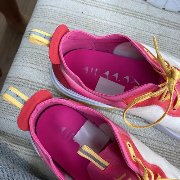Nike Air Max Dia SE sneakers