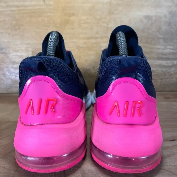 Nike Air Max Motion 2 Womens Size 8 Shoes Sneakers Blue Pink CZ7996-400