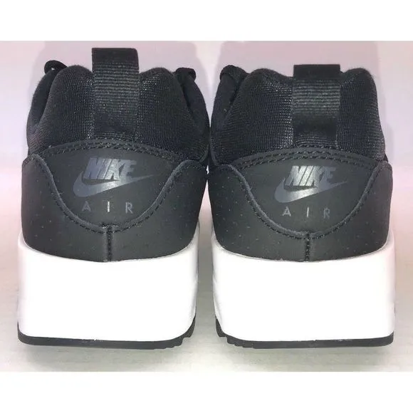 Nike Air Max Motion Black Athletic Shoe 819798-001