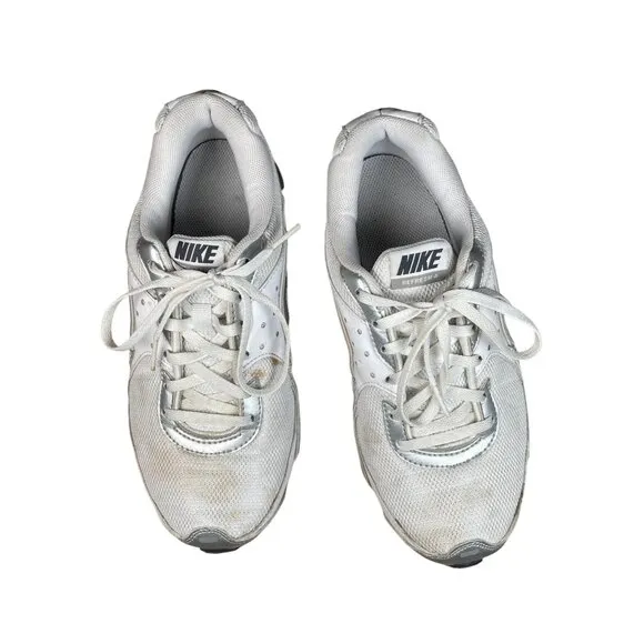 Nike Air Max Refresh 4 White &amp; Silver Nike Swoosh Women's Athletic Shoes Size 6