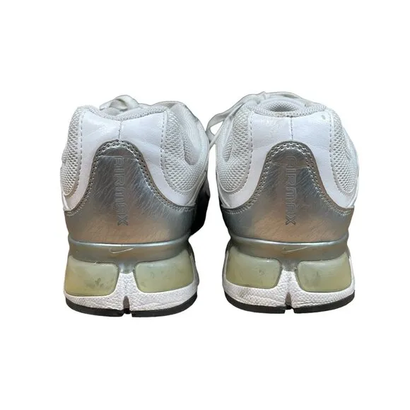 Nike Air Max Refresh 4 White &amp; Silver Nike Swoosh Women's Athletic Shoes Size 6