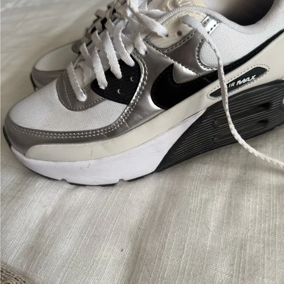 Nike Air Max Silver and Black Sneakers Platform