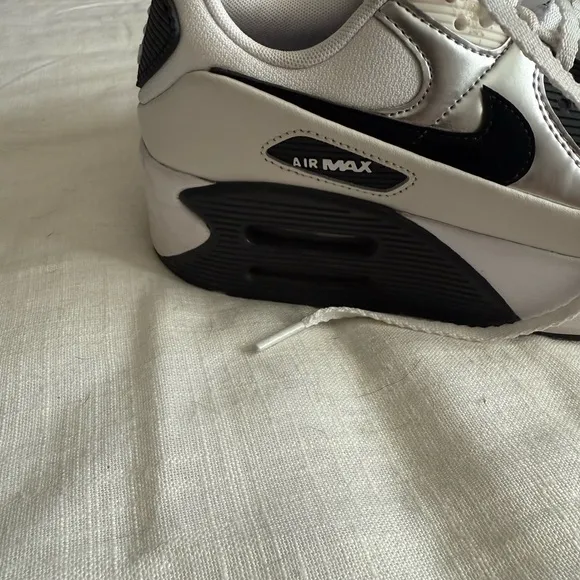 Nike Air Max Silver and Black Sneakers Platform