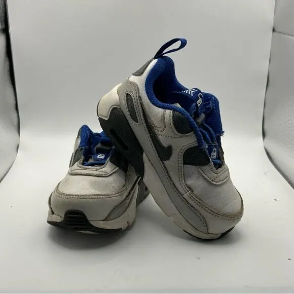 Nike air max toggle sneakers infants 6C slip on style. New without tag.