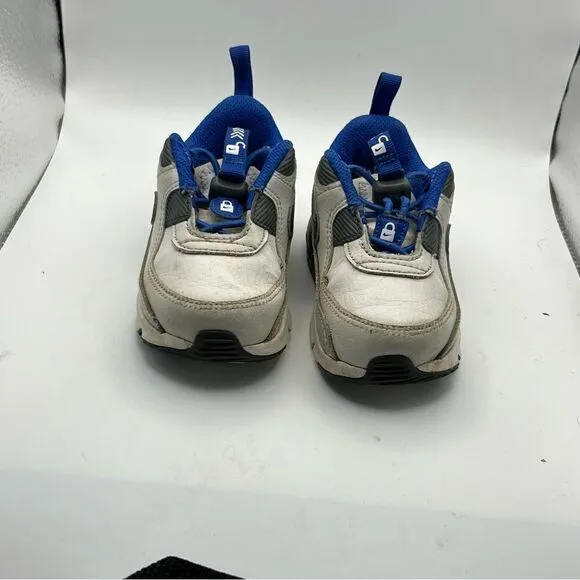 Nike air max toggle sneakers infants 6C slip on style. New without tag.