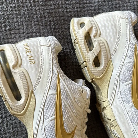 Nike Air Max Torch 4 White Gold Running Shoes Size 9 Women’s CZ376-100