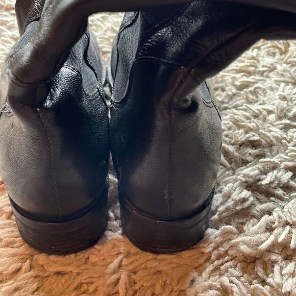 𝅺Nike Air Woman’s Black Leather Boots