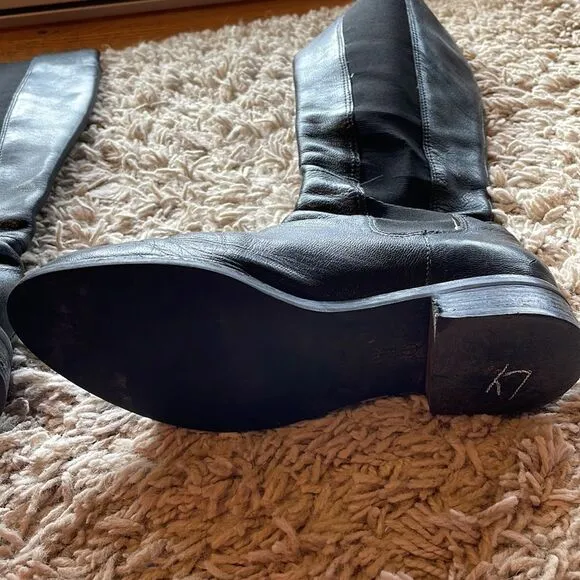 𝅺Nike Air Woman’s Black Leather Boots