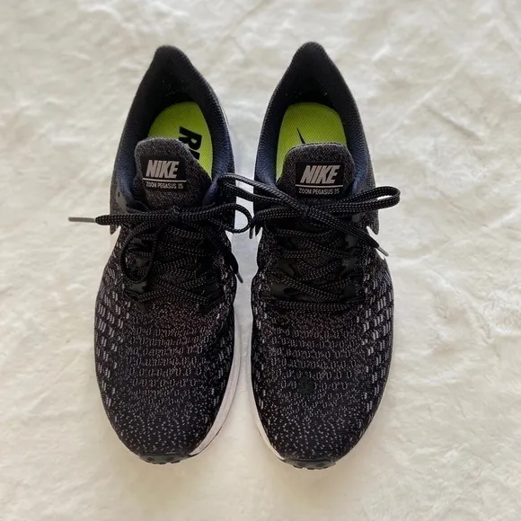 Nike Air Zoom Pegasus 35 Running Shoes