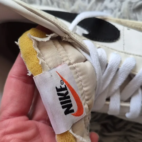 Nike Blazer 77 Vintage Mid White Black Size 6.5