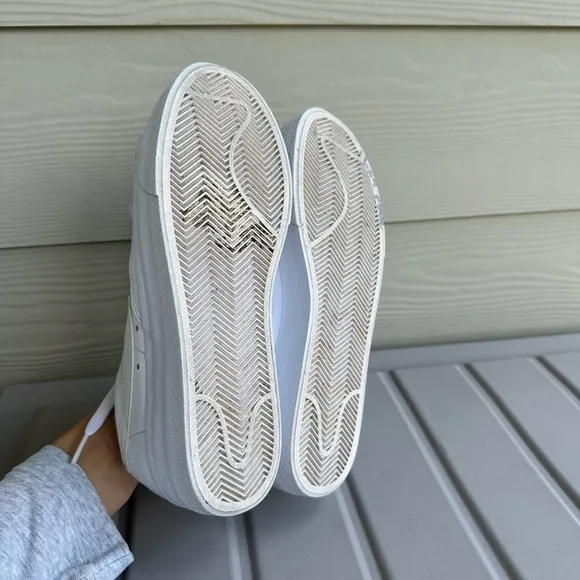 Nike Blazer Low Platform Sneakers All White Size 7.5 Women’s Lace Up Style