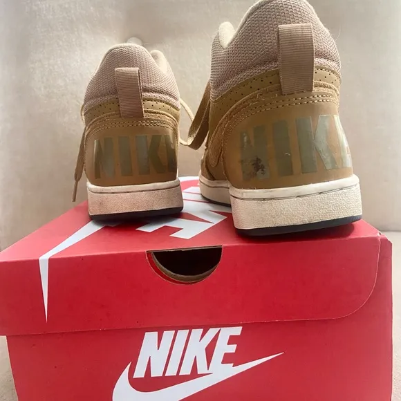Nike Brown Leather Nike High Top Sneakers Size 5 - basically new.