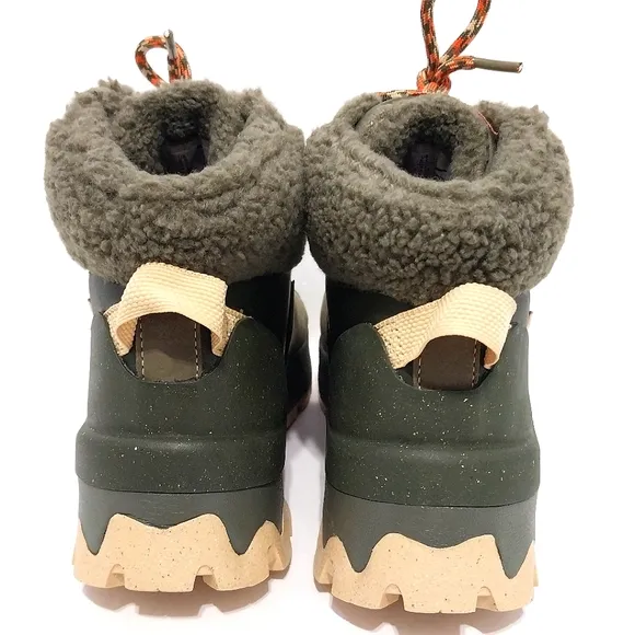 Nike City Classic Premium Waterproof‎ Boots, NEW, Size 8.5|EUR 40