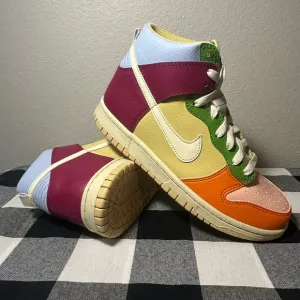 Nike Dunk High &quot;International Day of the Girl&quot; 5.5Y