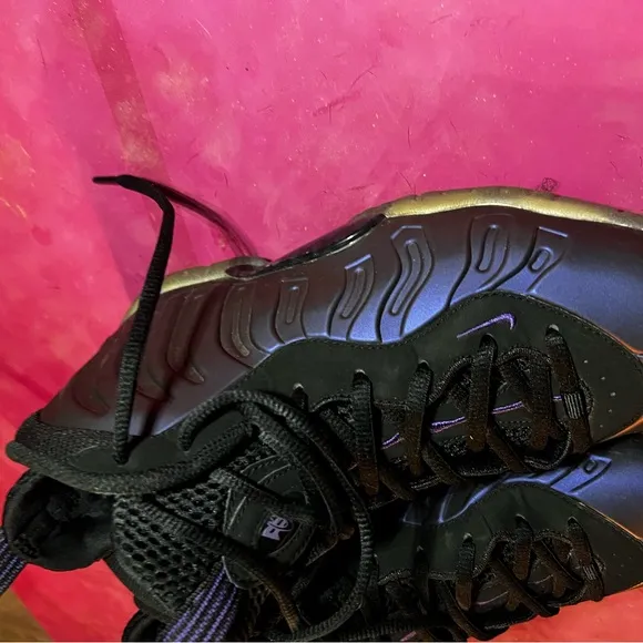 Nike Foamposite eggplant $100