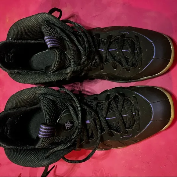Nike Foamposite eggplant $100
