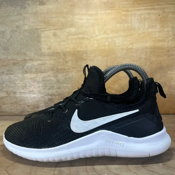 Nike Free TR 8 Womens Size 6.5 Slip On Running Shoes Sneakers Black 942888-001