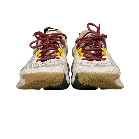 Nike Giannis Immortality 2 Basketball Sail Rattan DM0825-100 Men's Sz 7.5​