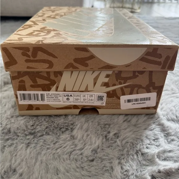 Nike High-Top Sneakers in Black and Tan