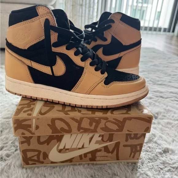 Nike High-Top Sneakers in Black and Tan