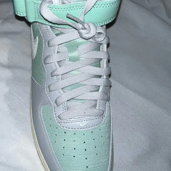 Nike High-Top Sneakers in Mint and Gray-New