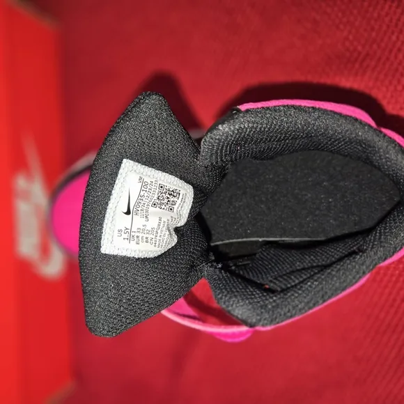 Nike High-Top Sneakers in Pink and Black