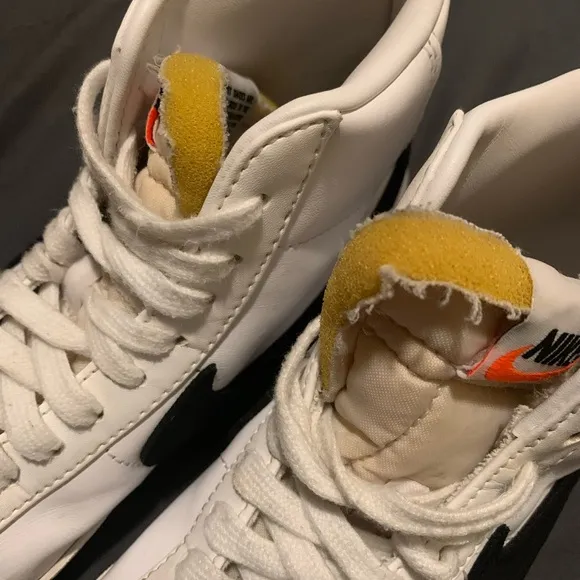 Nike High-Top Sneakers in White and Black size 6