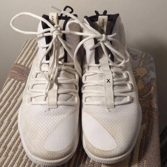 Nike Hyperdunk Zoom High Top Sneakers Sz 9.5