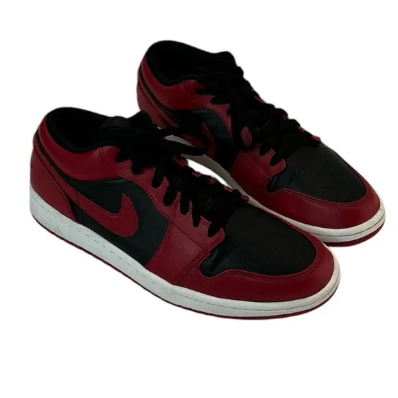 Nike Jordan 1 Low Reverse Bred Sneaker Shoes Red &amp; Black Men’s Size 9.5