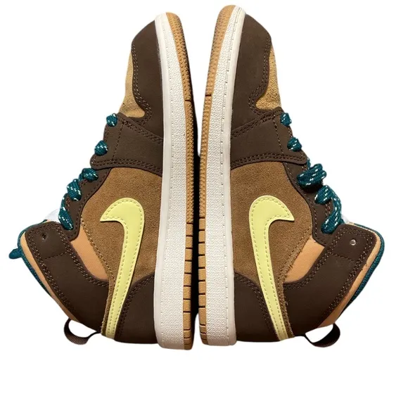 Nike Jordan 1 Mid Cacao Wow Brown Retro Sneaker DZ6338-200 Unisex Kids Size 1.5y