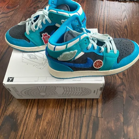 Nike Kids Blue High-Top Sneakers