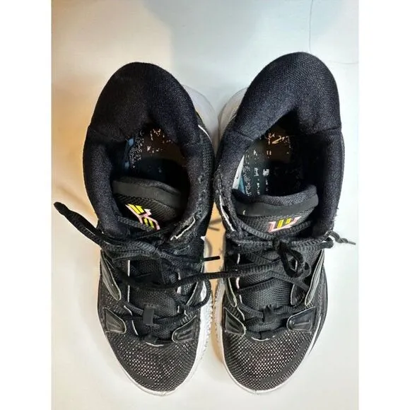 Nike Kyrie Ripple Effect Shoe Sneakers Size 8 Mens