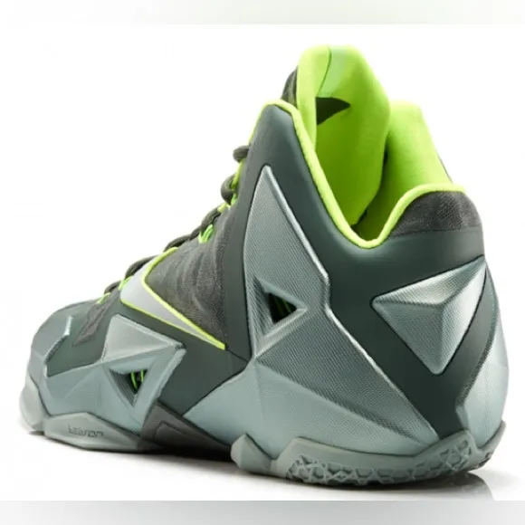 Nike LeBron 11 ‘Dunkman’ Colorway Shoes