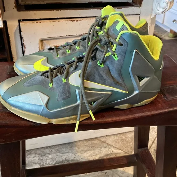 Nike LeBron 11 ‘Dunkman’ Colorway Shoes